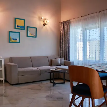 Petritis B Tatil Evi Nea Iraklitsa