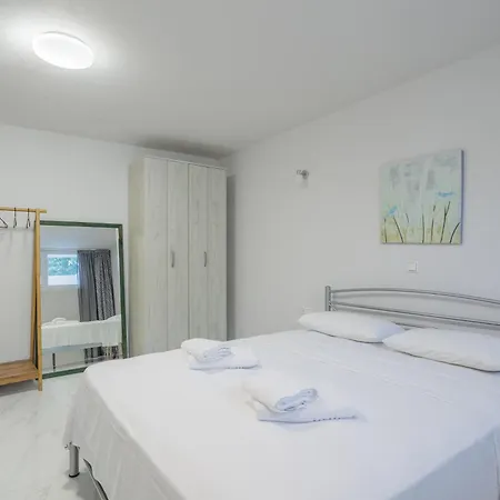 Holiday home Petritis B Nea Iraklitsa