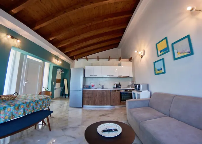 Petritis B Сasa de vacaciones Nea Iraklitsa